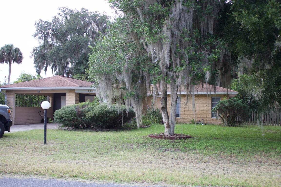 30 Emerald Dr., Ocala, FL 34472