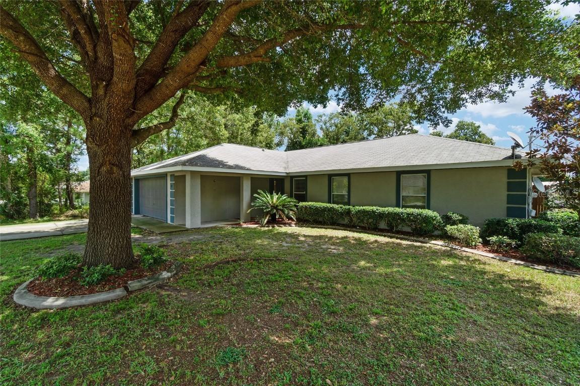 82 Pecan Dr., Ocala, FL 34472