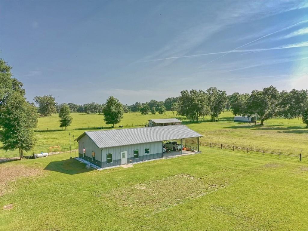 1275 NE 175th St., Citra, FL 32113