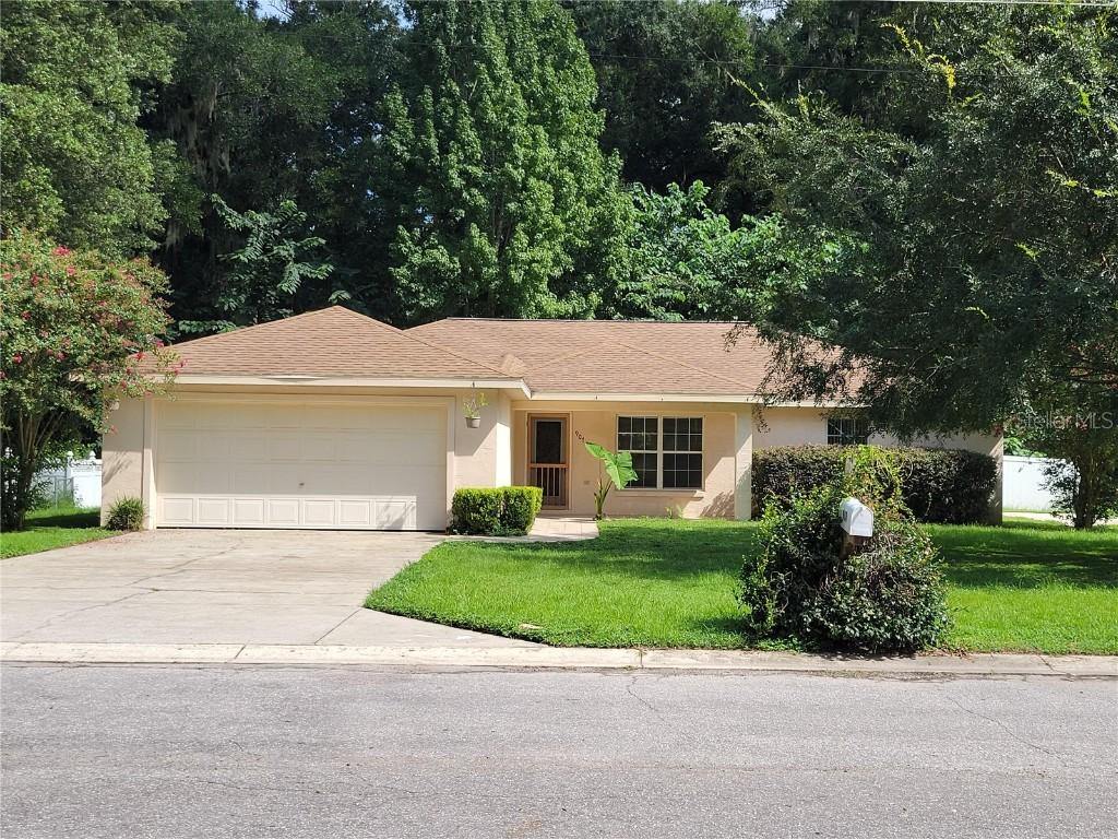 907 SE 27 St., Ocala, FL 34471