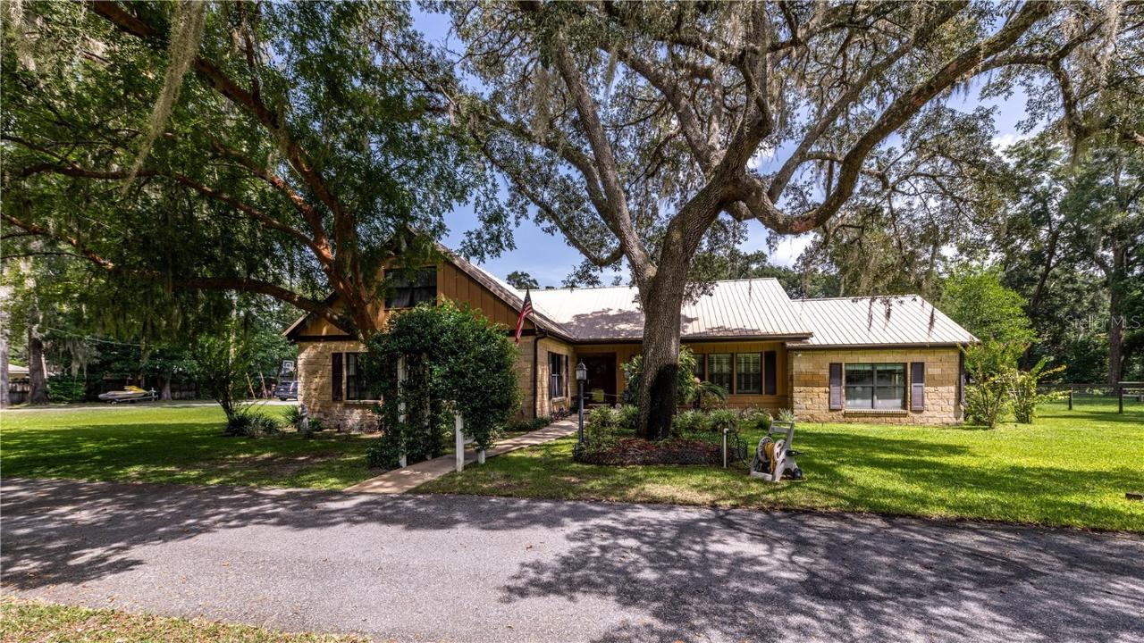 1241 SE 55th Ave, Ocala, FL 34480