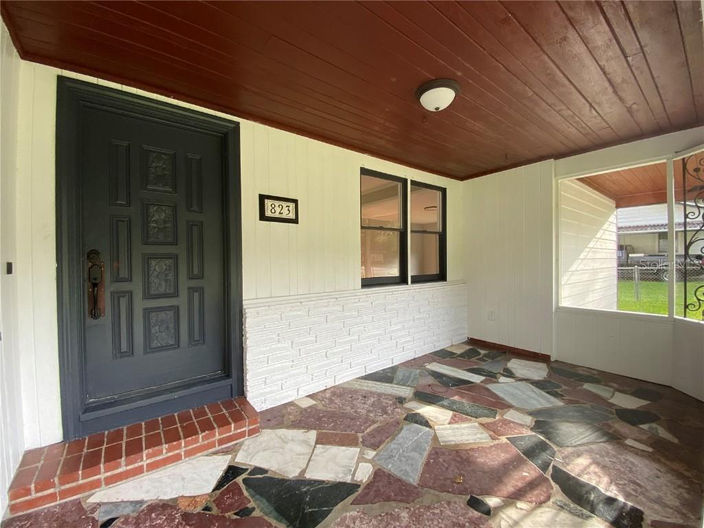 823 SE 24 St., Ocala, FL 34471