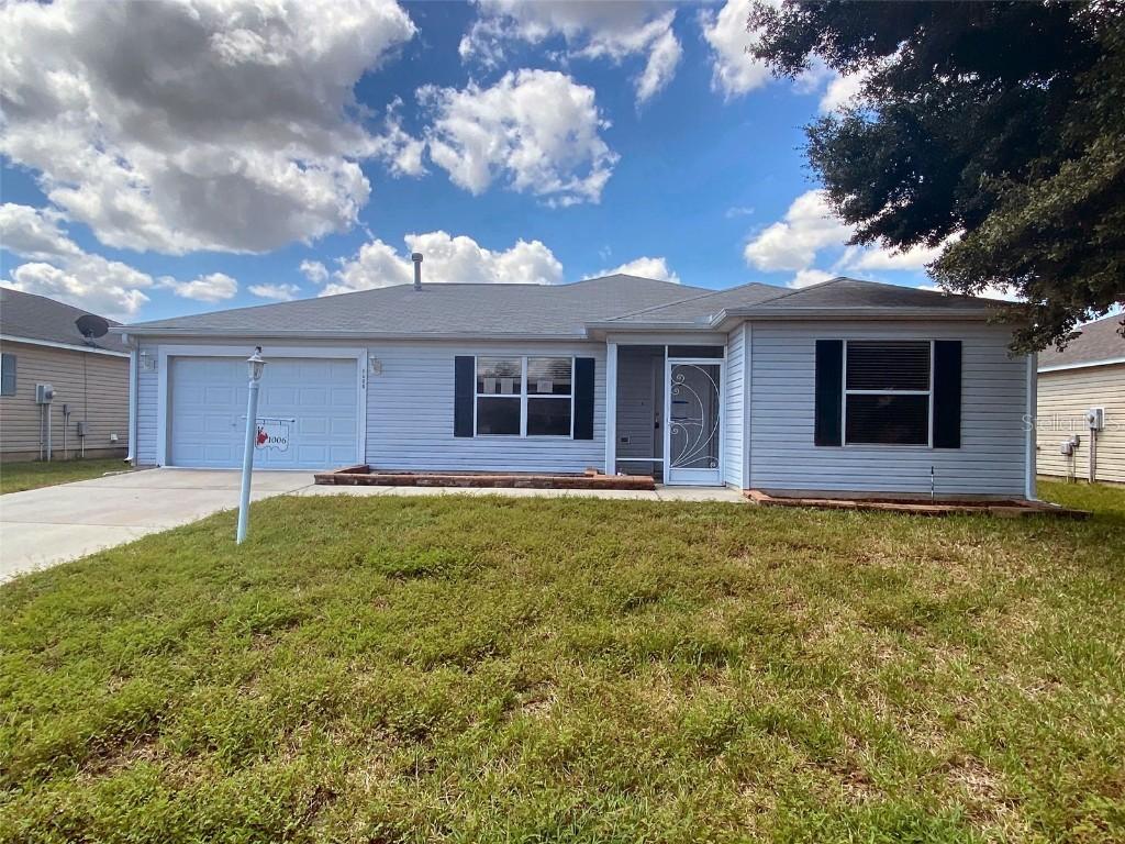 1006 Davenport Dr., The Villages, FL 32162