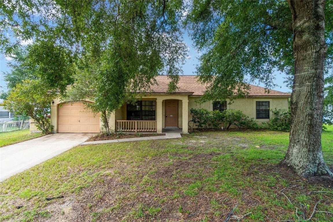 328 Oak Track Course, Ocala, FL 34472