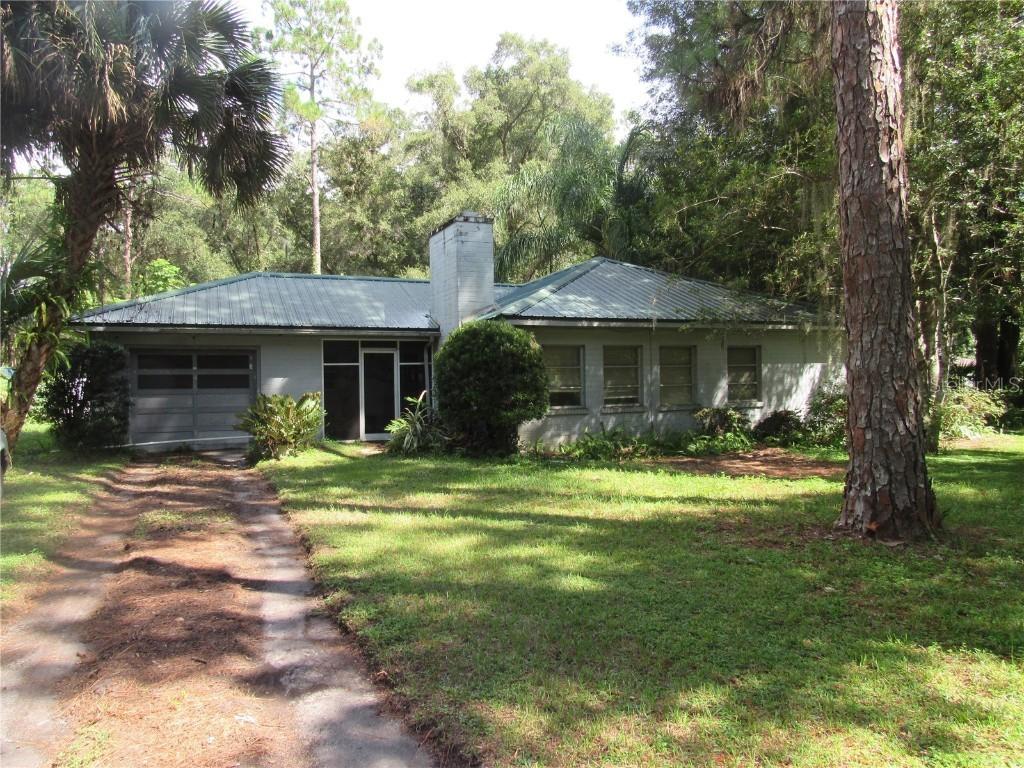 12115 SE 135th Ave., Ocklawaha, FL 32179