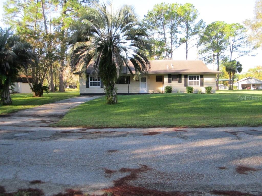 15370 NE 147th Ct., Fort Mc Coy, FL 32134