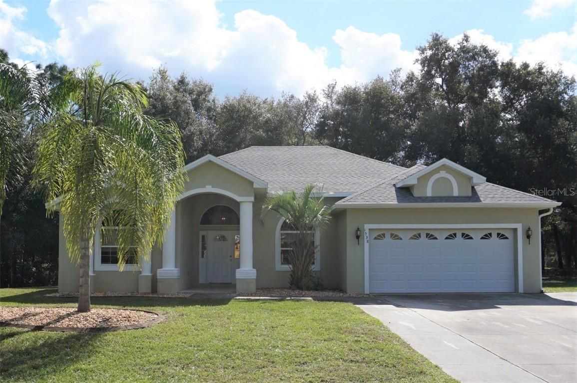 1538 Hickory Ridge Dr., Fruitland Park, FL 34731