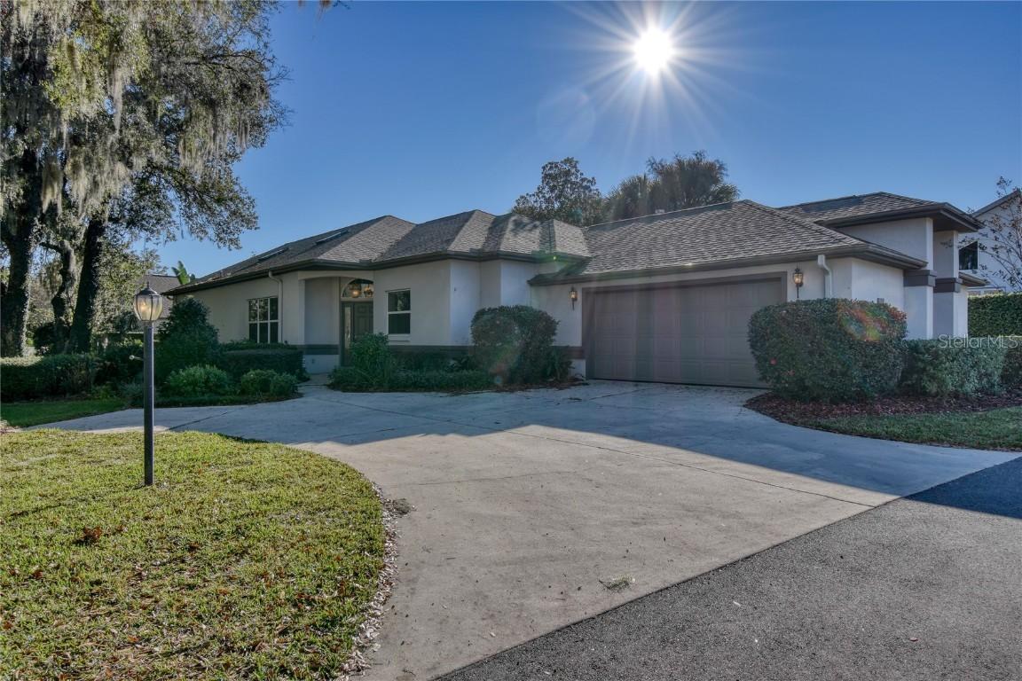 2012 SE Twin Bridge Cir., Ocala, FL 34471