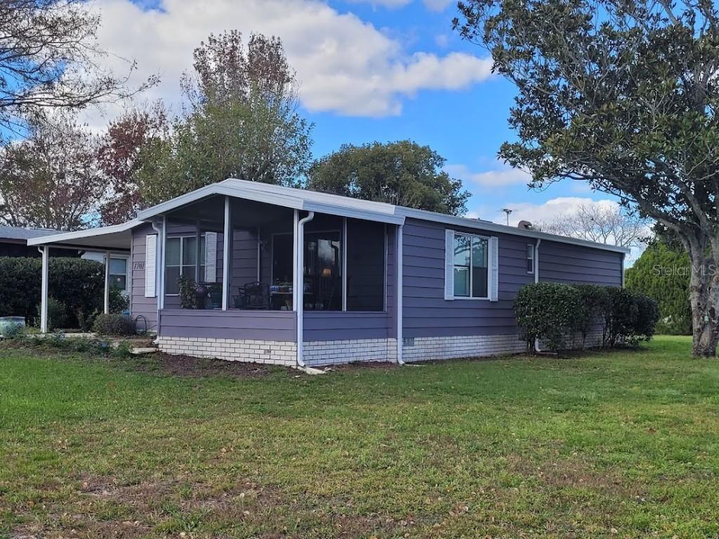 1701 Kiley Ct., The Villages, FL 32159