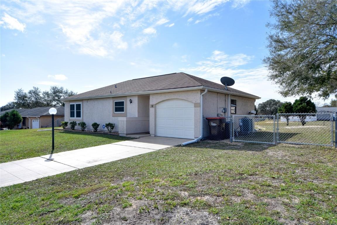 18 Oak Ct., Ocala, FL 34472