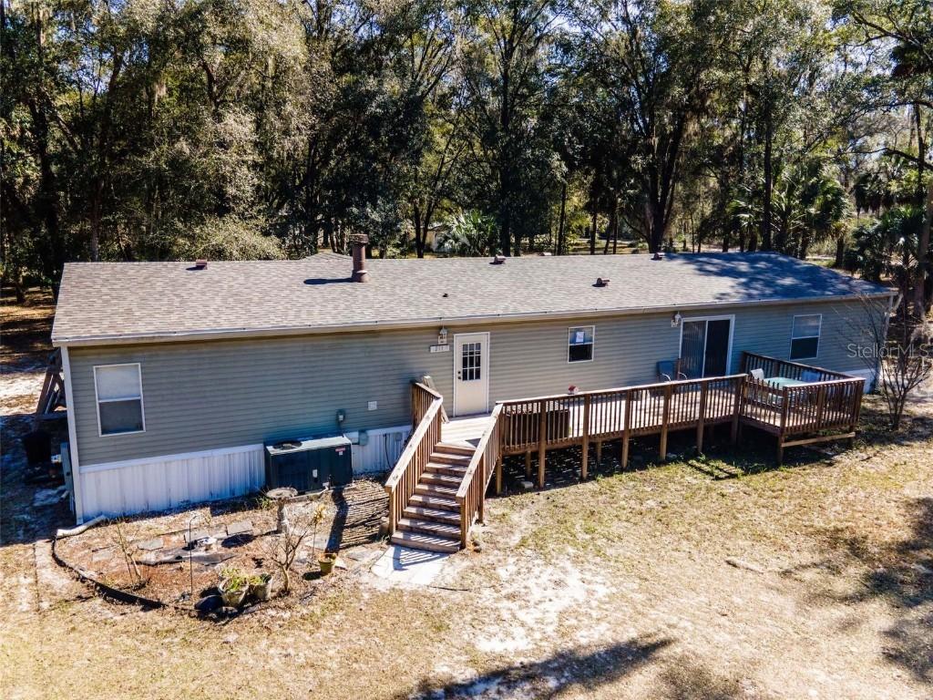 211 NE 190th St., Citra, FL 32113
