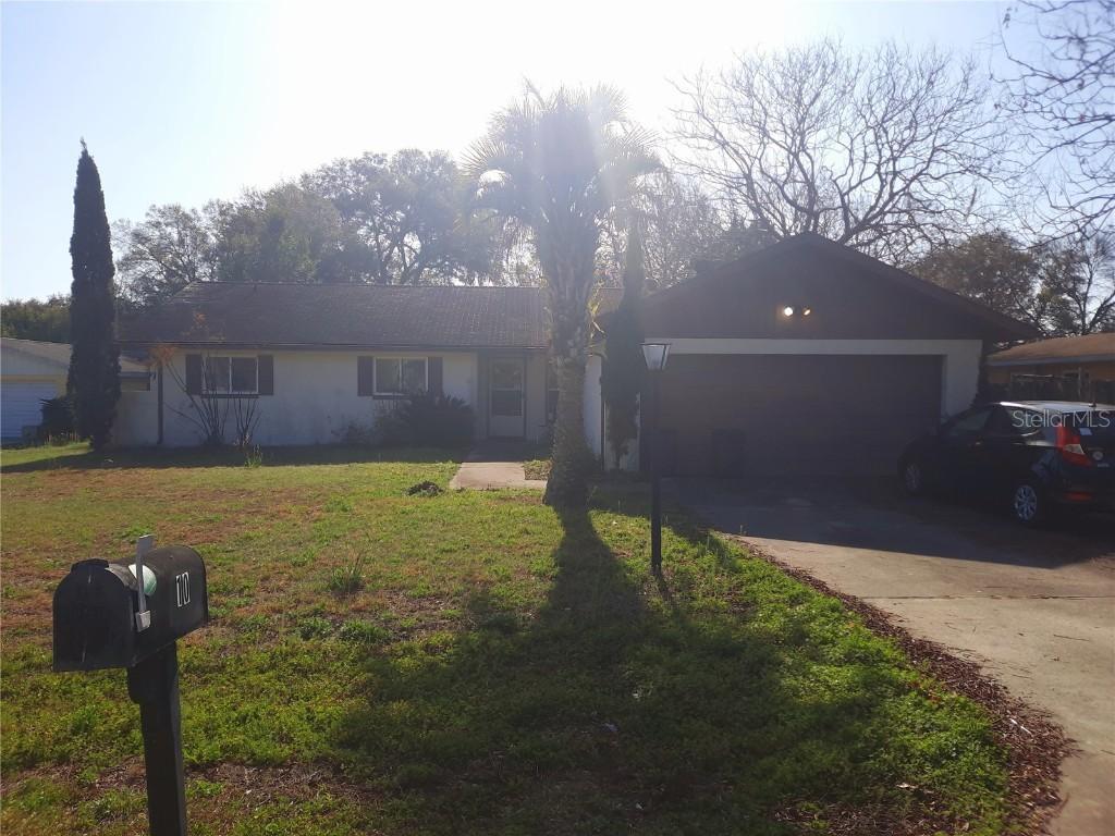 10 Sapphire Rd., Ocala, FL 34472