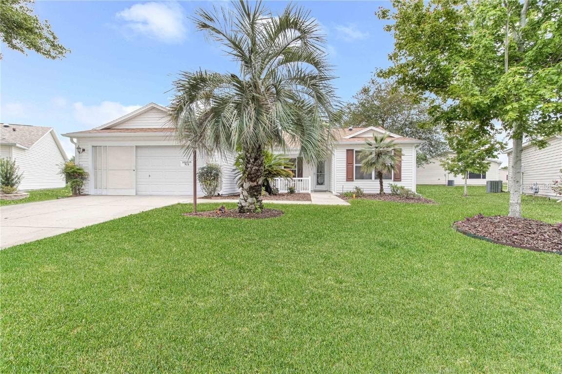 920 Ladson Loop, The Villages, FL 32162