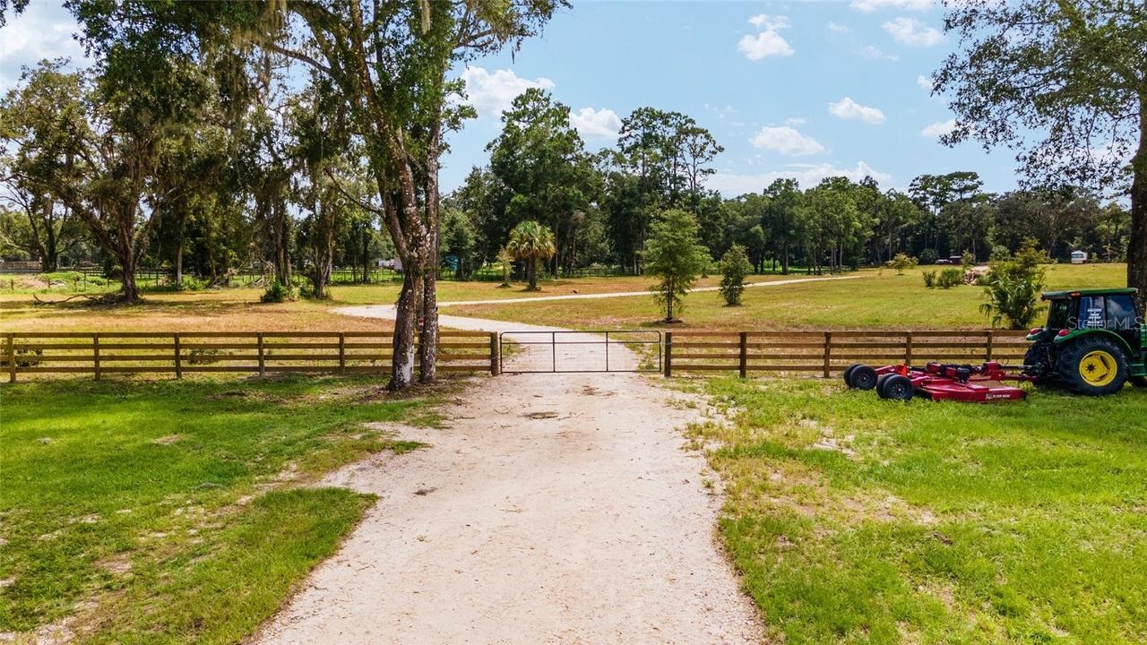 13410 N Us Hwy 27, Ocala, FL 34482