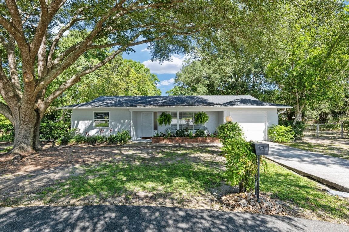 4 Bahia Place Loop, Ocala, FL 34472