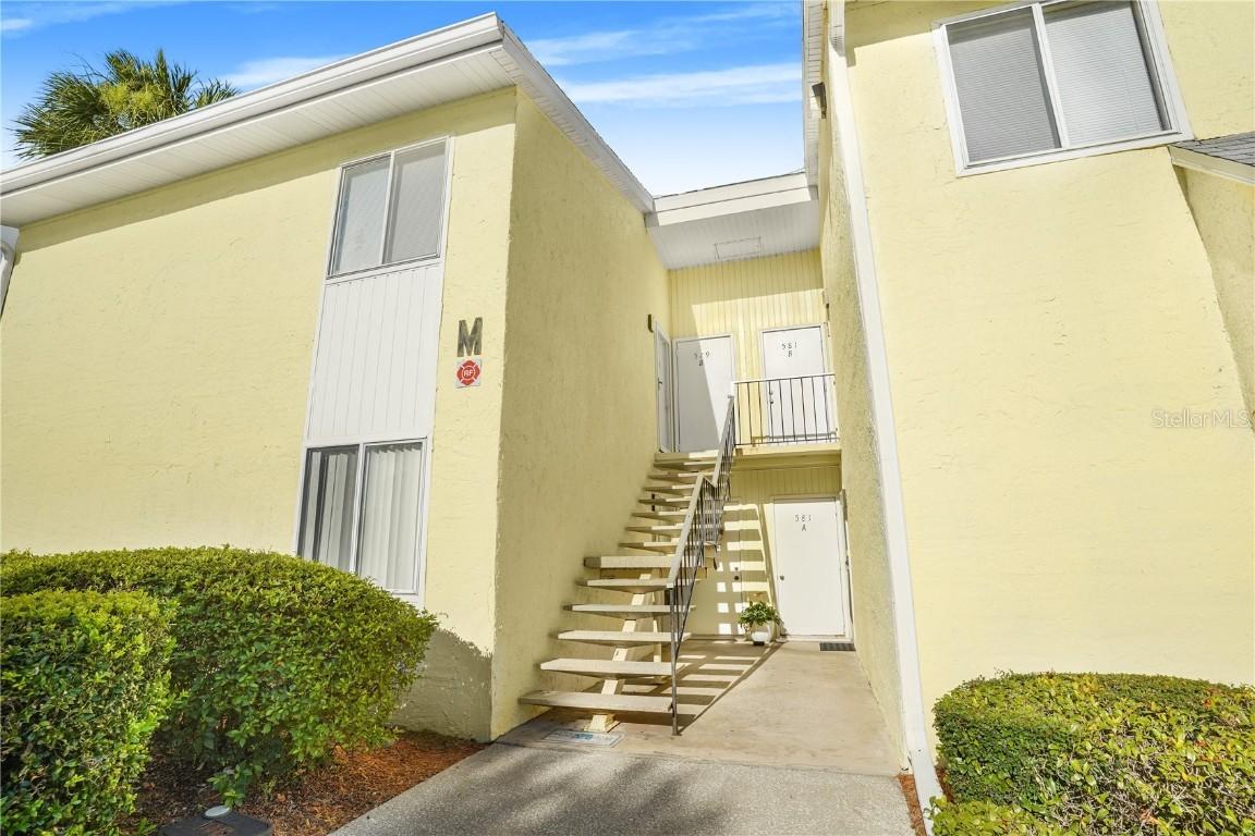 579 Fairways Cir. #A, Ocala, FL 34472