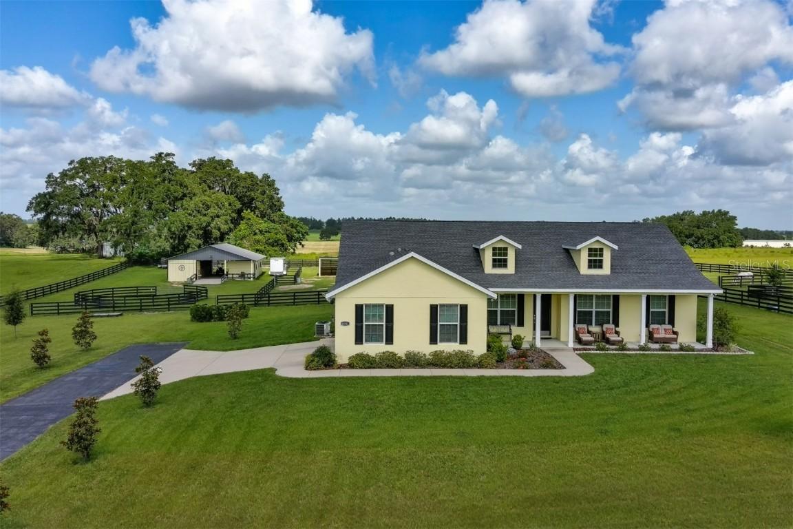 21511 SW 10th St., Dunnellon, FL 34431