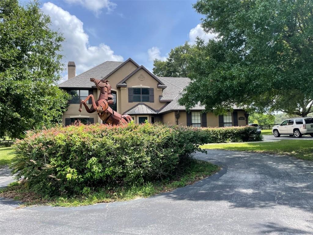 23735 Wolf Branch Rd., Sorrento, FL 32776