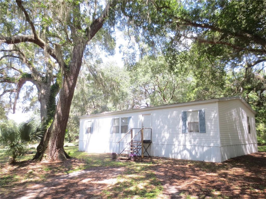 8820 SE 183 Ave Rd., Ocklawaha, FL 32179