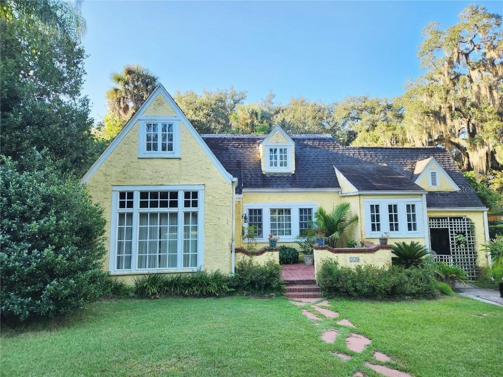 926 NE 4th St., Ocala, FL 34470