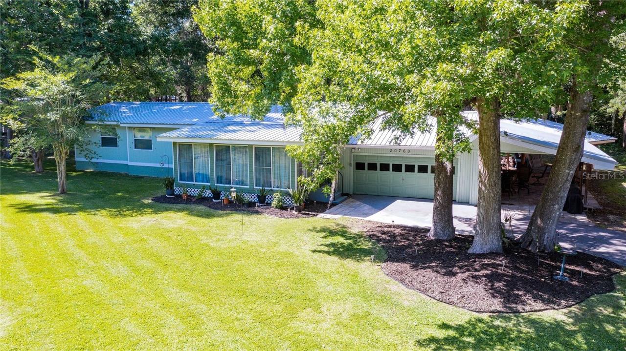 20760 Third St., Mc Intosh, FL 32664