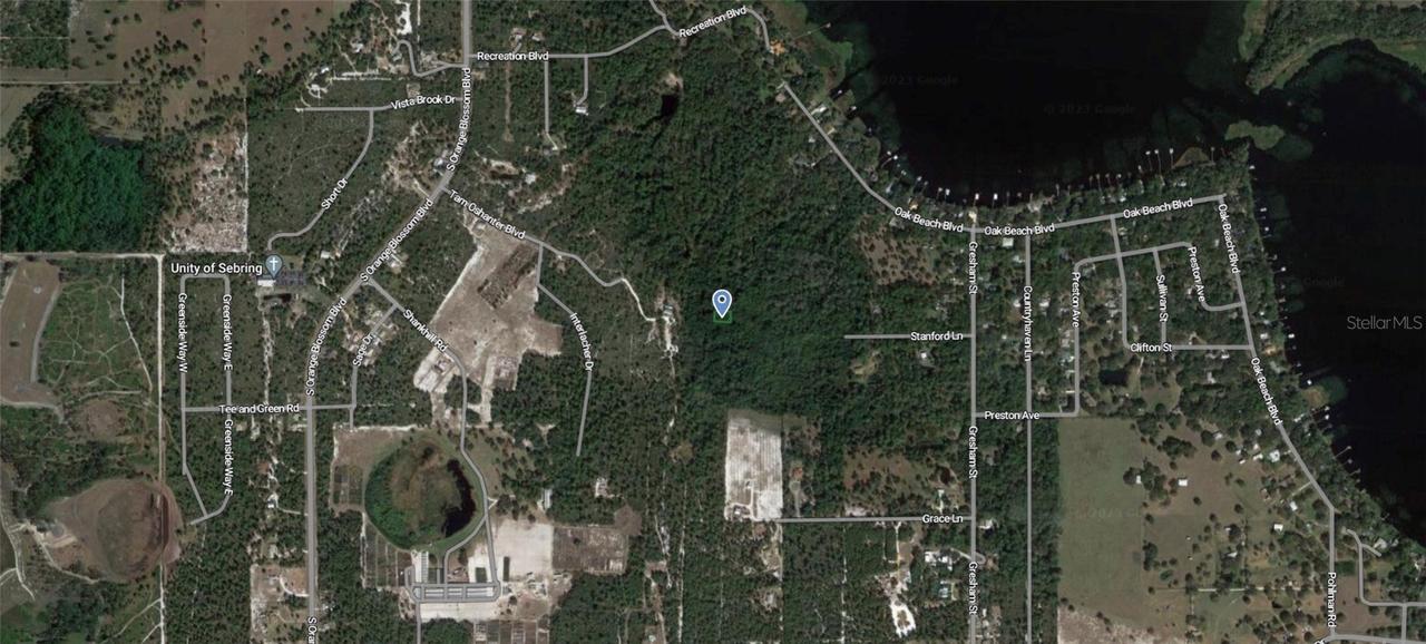 10526 Bending Oak Dr., Sebring, FL 33875