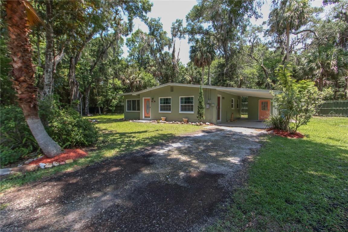 309 NW Crystal St., Crystal River, FL 34428