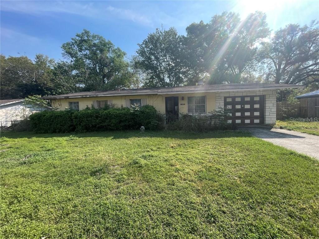 2827 NE 18th Ct., Ocala, FL 34470