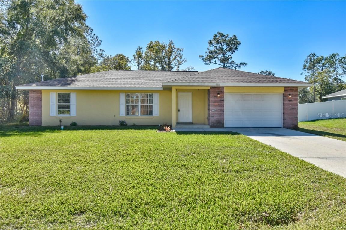 527 Bahia Circle Ter., Ocala, FL 34472