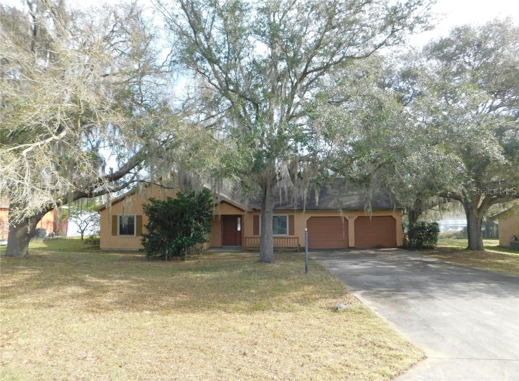 1021 Hickory Rd., Ocala, FL 34472
