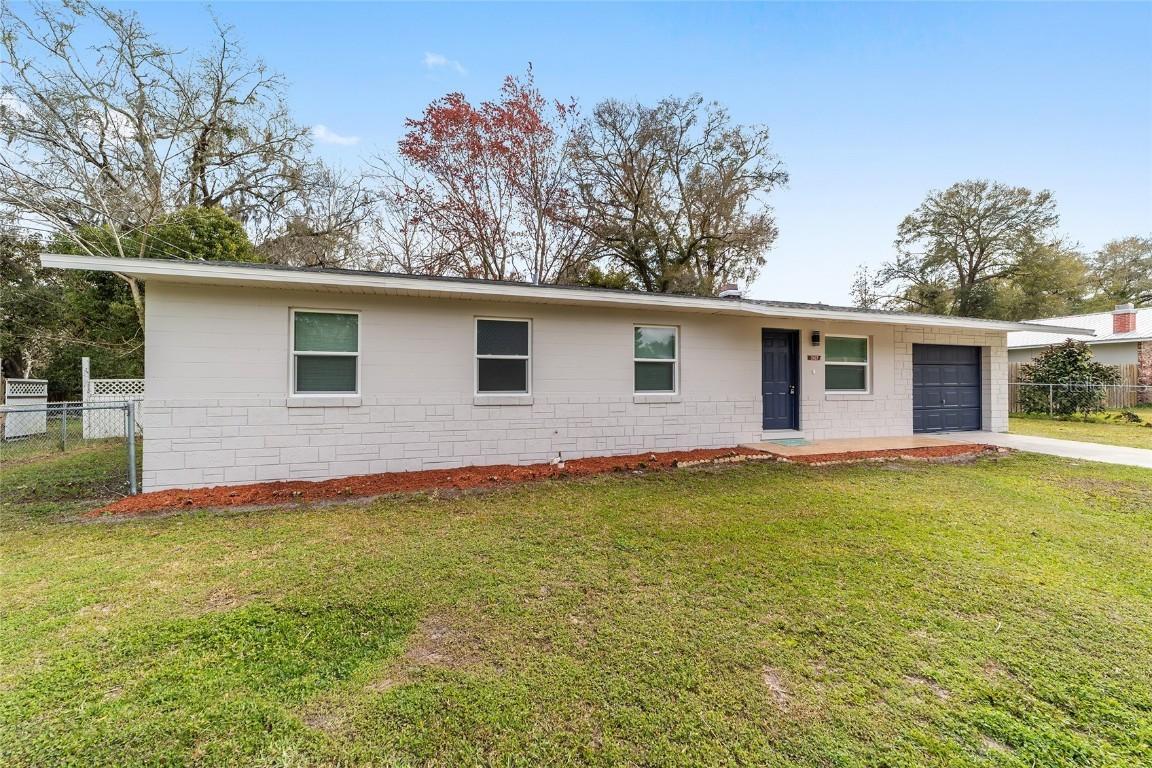 2827 NE 18th Ct., Ocala, FL 34470