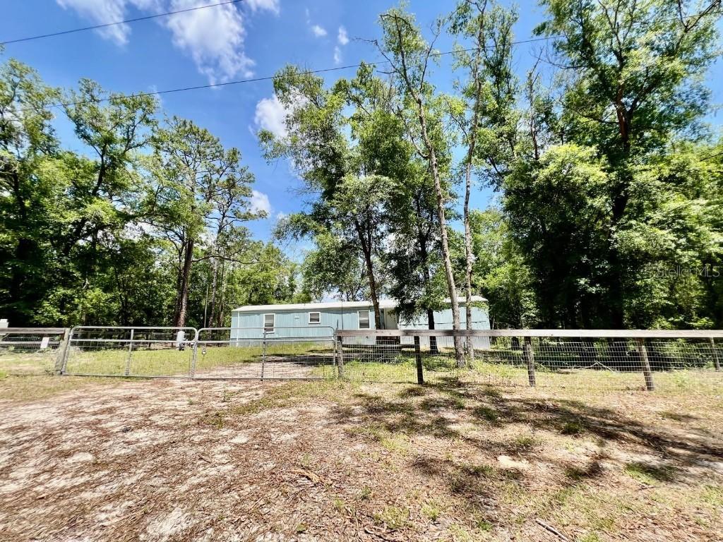 9751 NE 69th Pl., Bronson, FL 32621