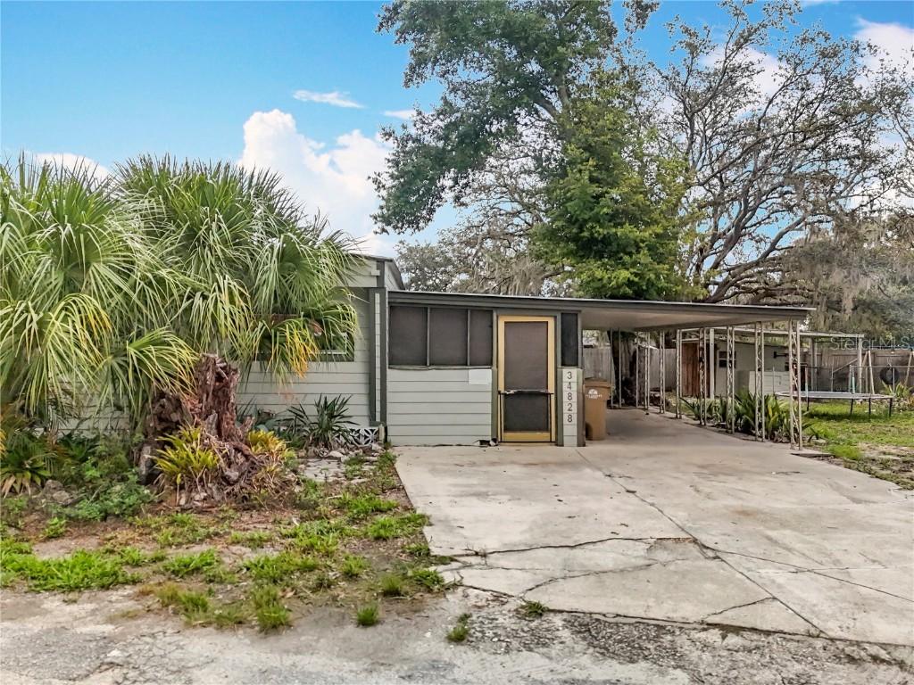 34828 1st Ave., Leesburg, FL 34788
