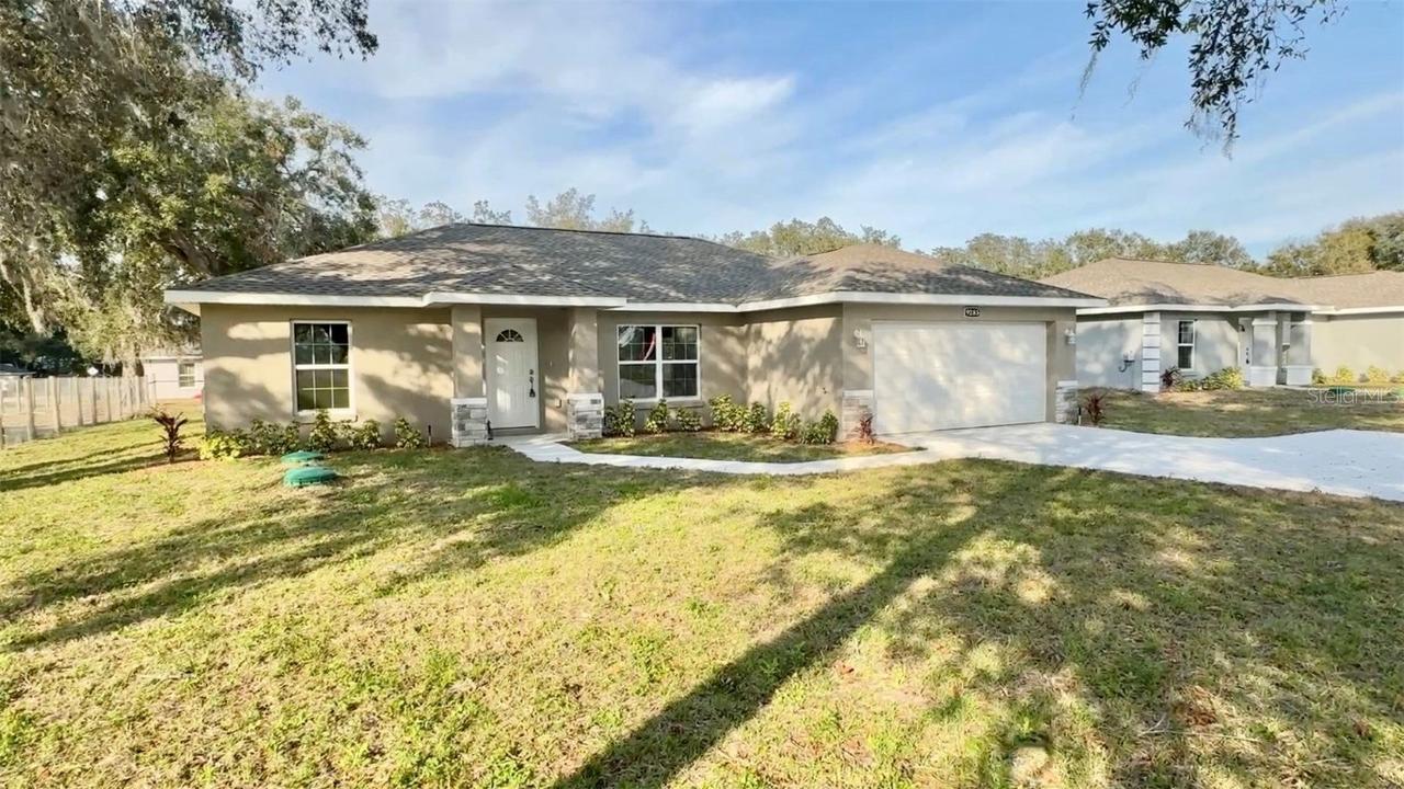 9285 SE Highway 42, Summerfield, FL 34491