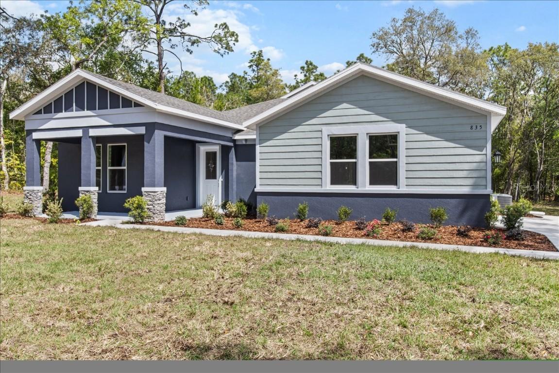 835 W National St., Hernando, FL 34442