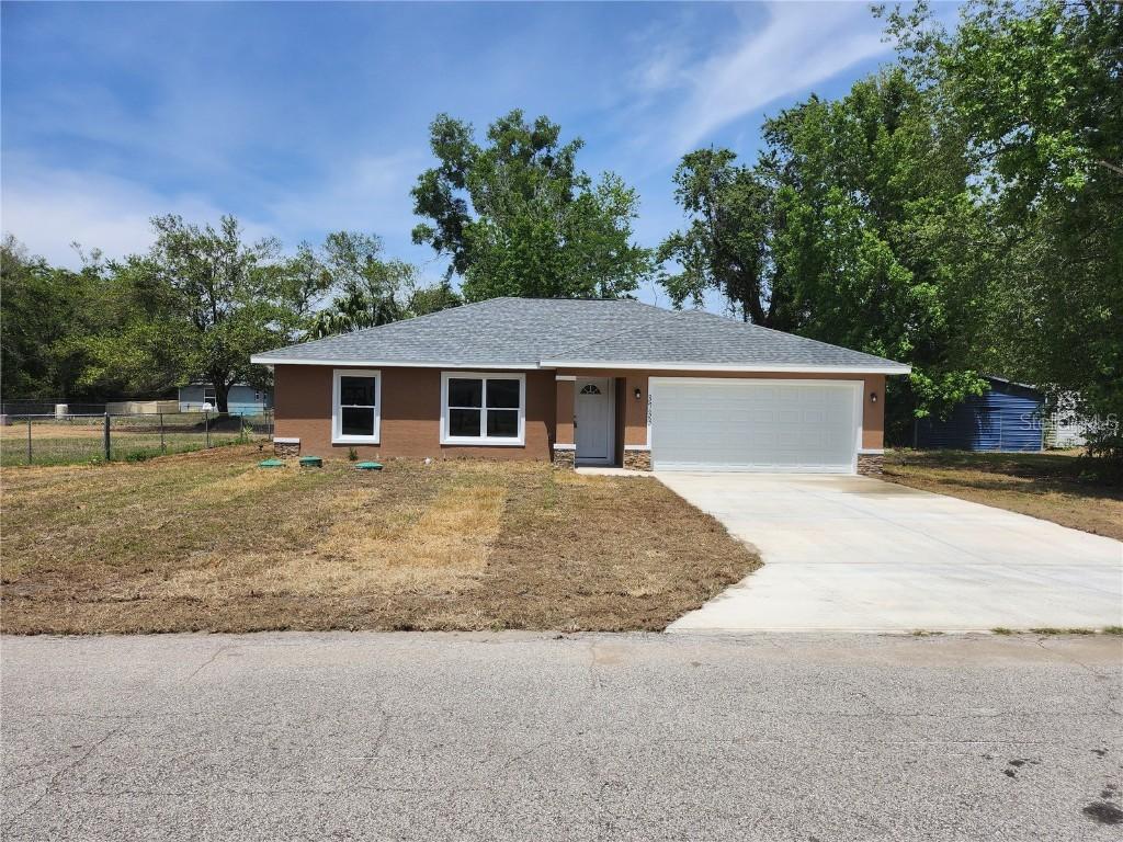3733 SE 137th Street, Summerfield, FL 34491