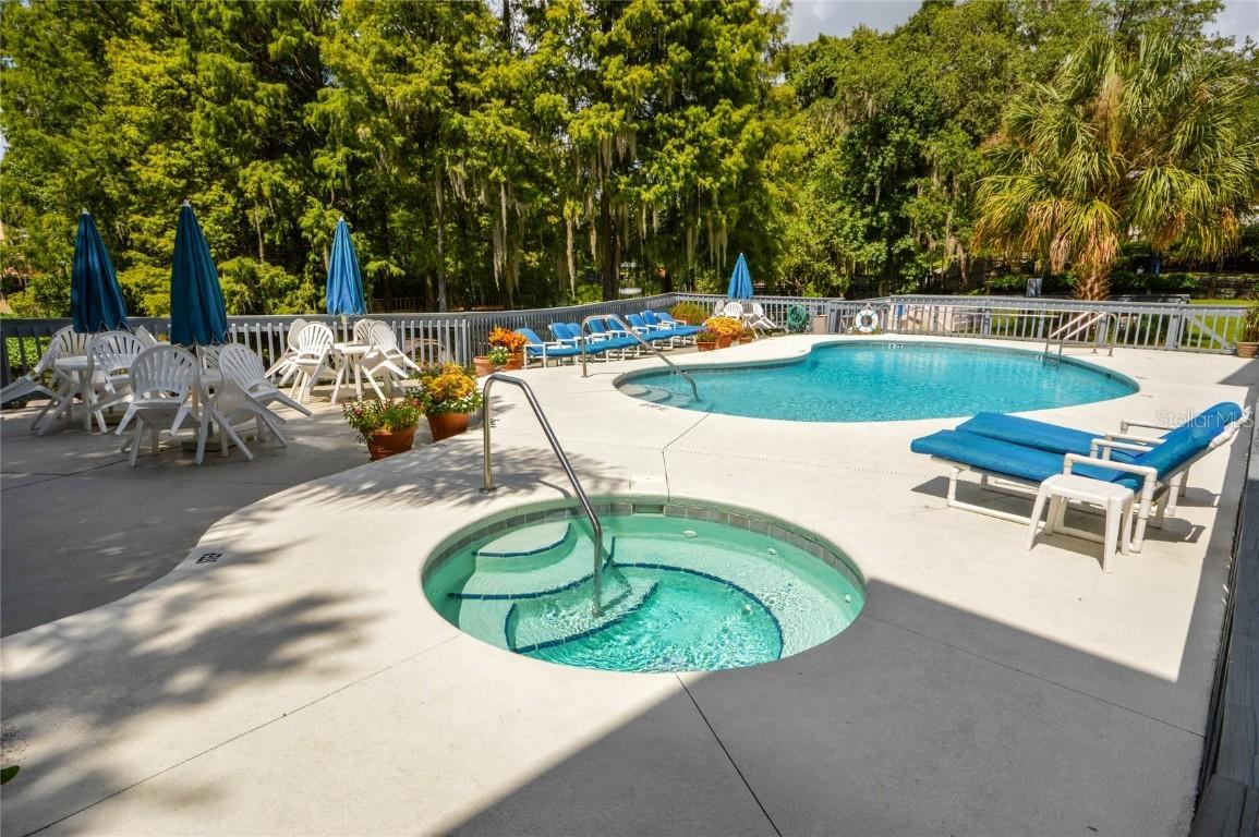 20820 River Dr. #B17, Dunnellon, FL 34431