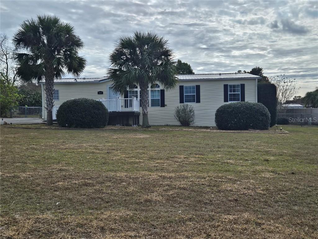 8009 County Road 109d, Lady Lake, FL 32159