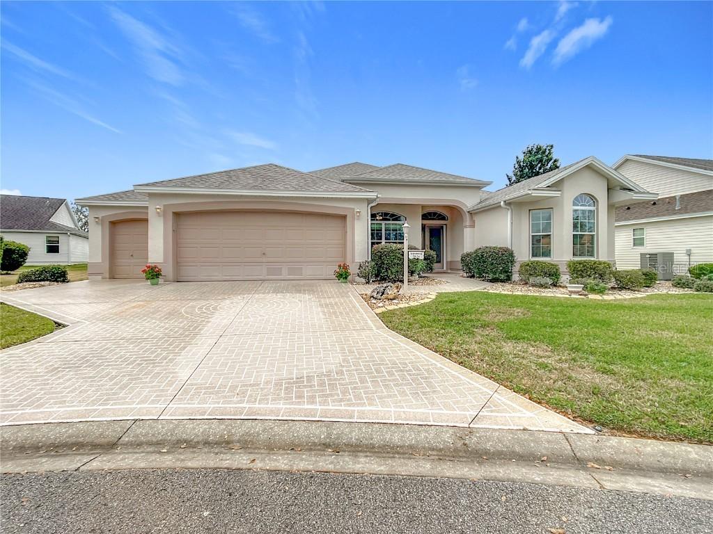 7824 SE 166th Smallwood Pl., The Villages, FL 32162
