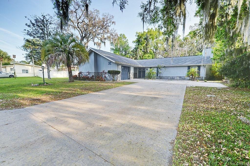 [Address Hidden by Seller], Crystal River, FL 34429