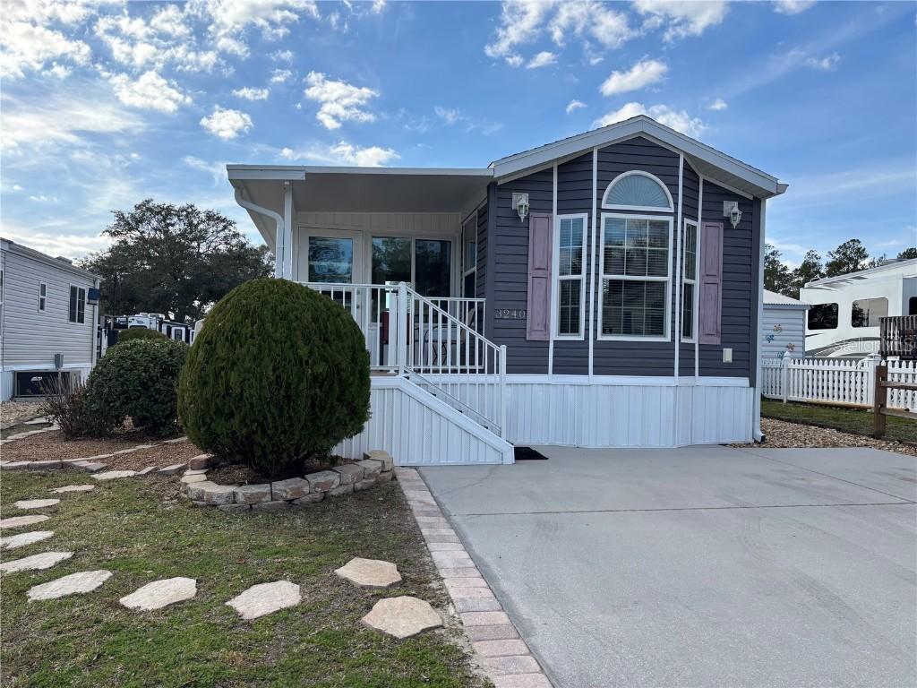 3240 NE 104th Ave., Silver Springs, FL 34488