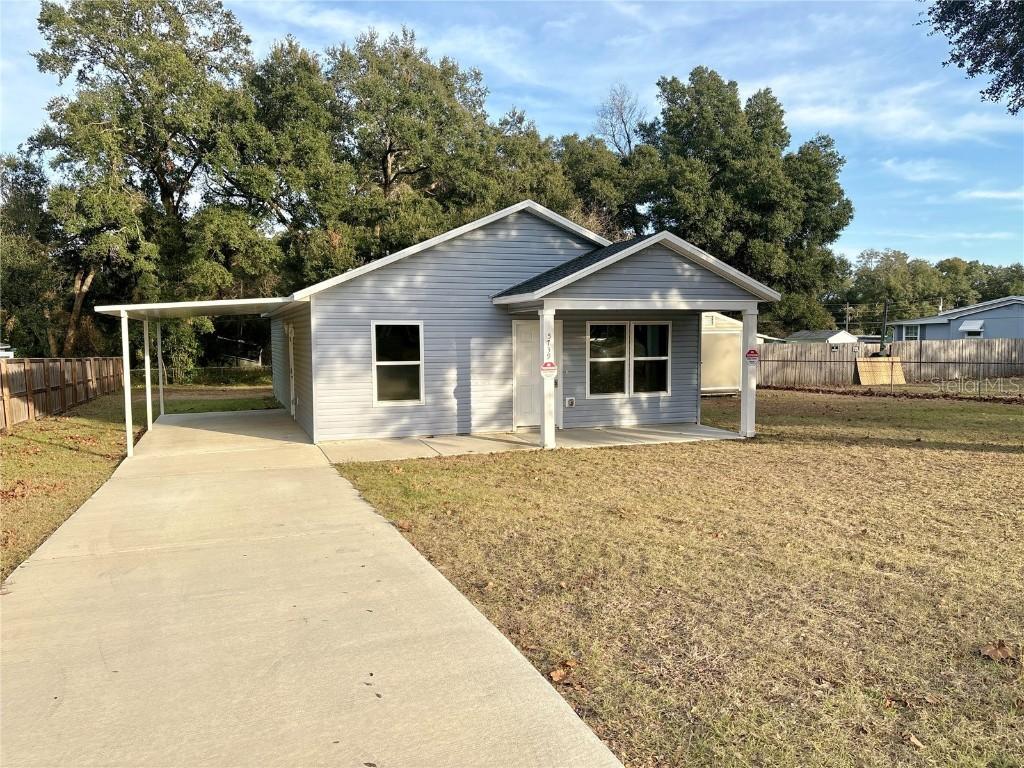 5739 SE 163rd Ct., Ocklawaha, FL 32179