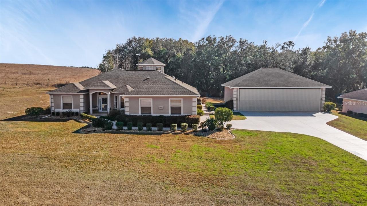 15992 SE 179th Ln., Weirsdale, FL 32195