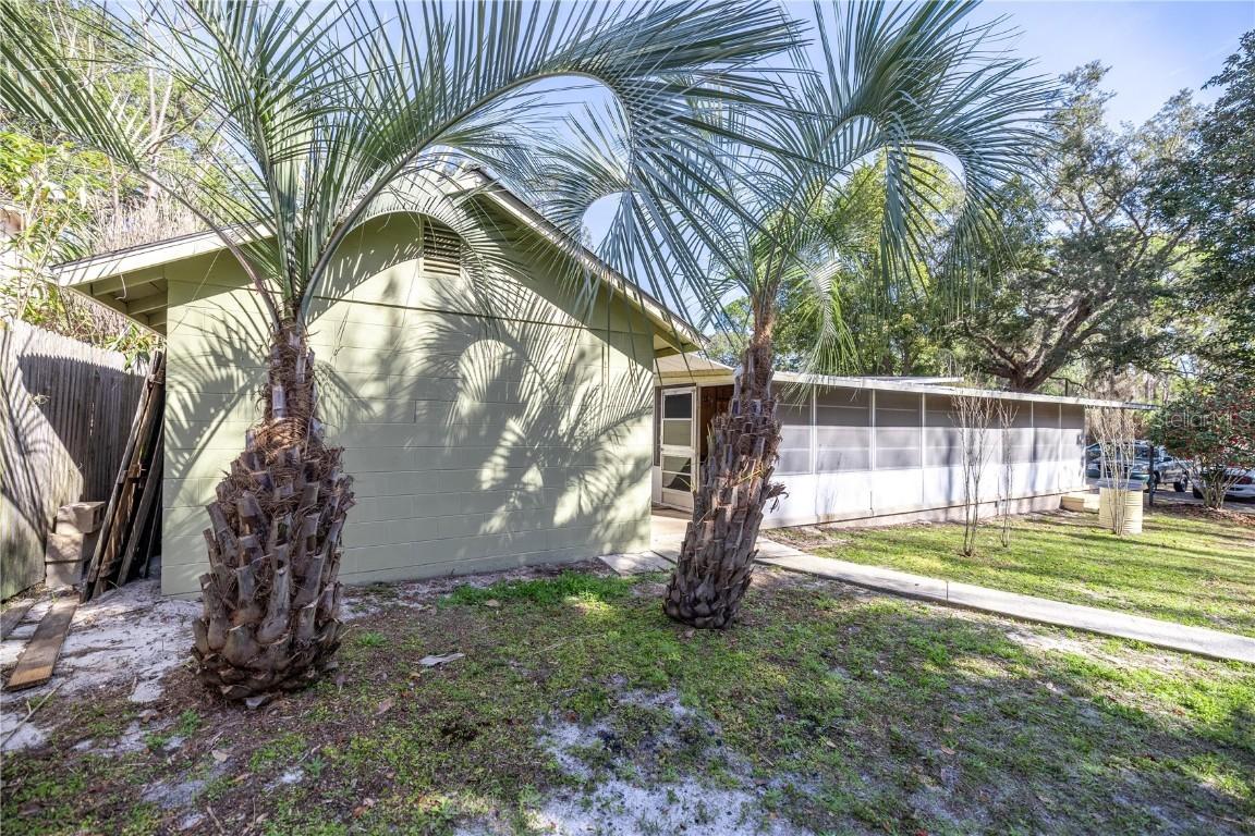 2142 SE 185th Ter., Silver Springs, FL 34488