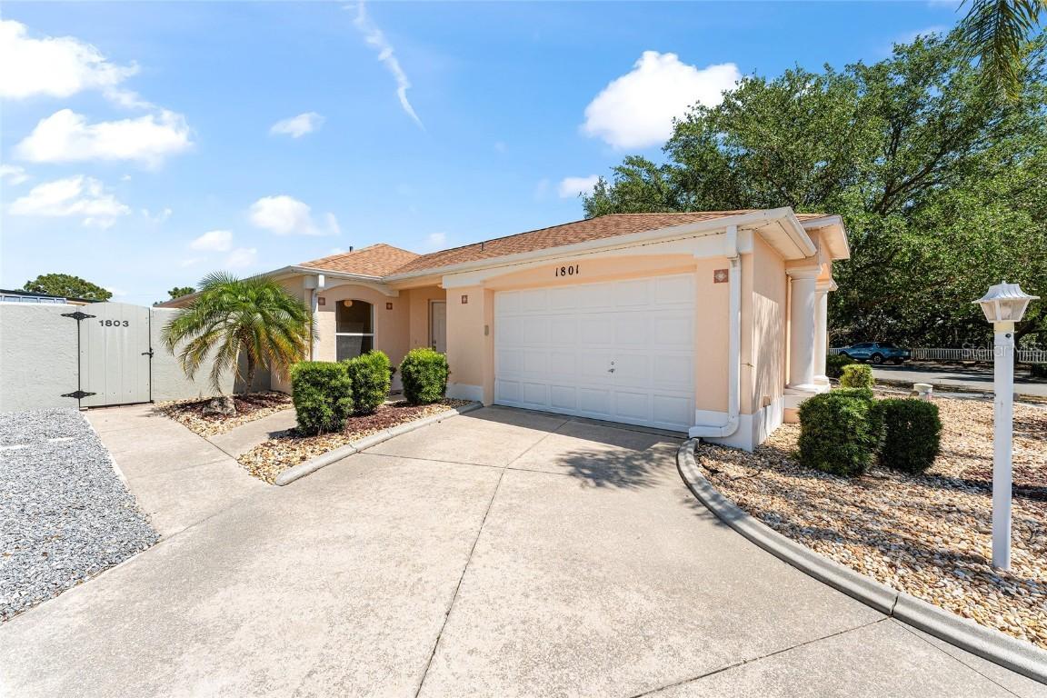 1801 Marquez Loop, Lady Lake, FL 32159