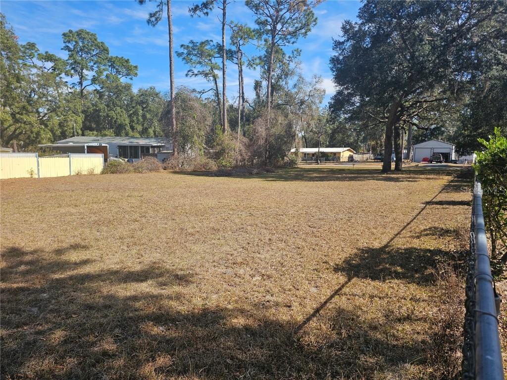 1940 SE 172nd Ter., Silver Springs, FL 34488