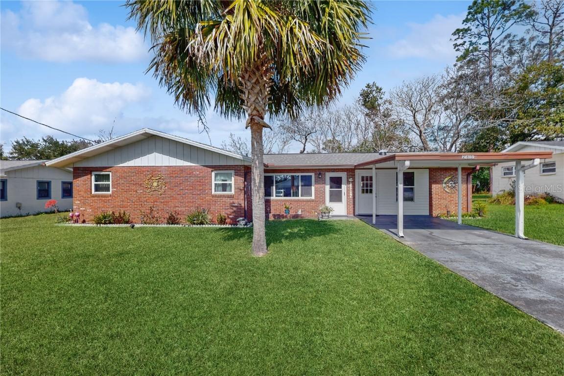 21615 SW Raintree St., Dunnellon, FL 34431