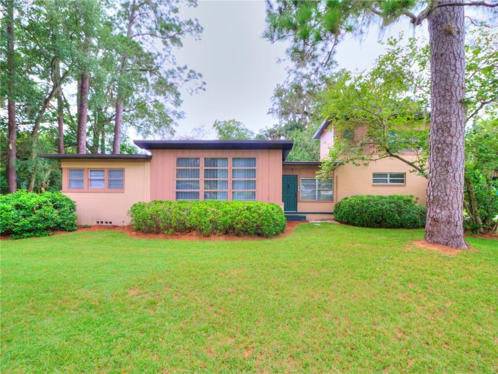 1022 NE 11th Ave., Ocala, FL 34470