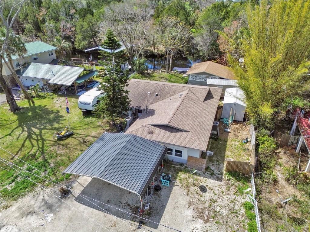 16 Palm Dr., Yankeetown, FL 34498