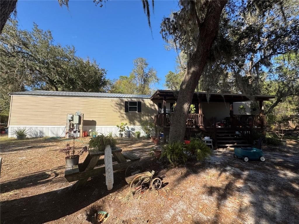 10689 NE 207th Ln., Fort Mc Coy, FL 32134